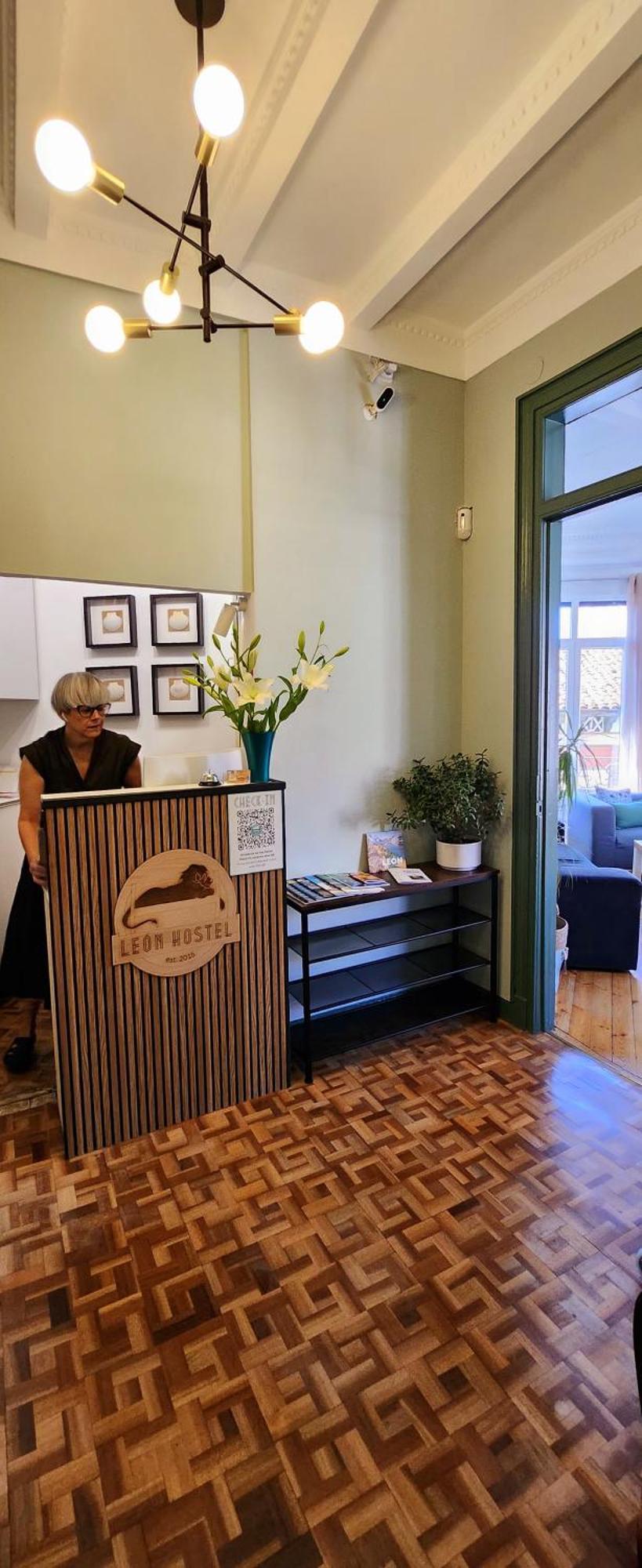 Albergue Leon Hostel